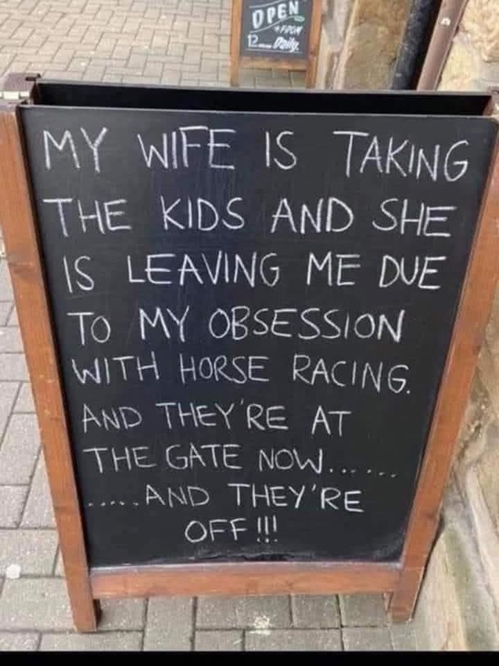 CCTV_IDIOTS tweet media