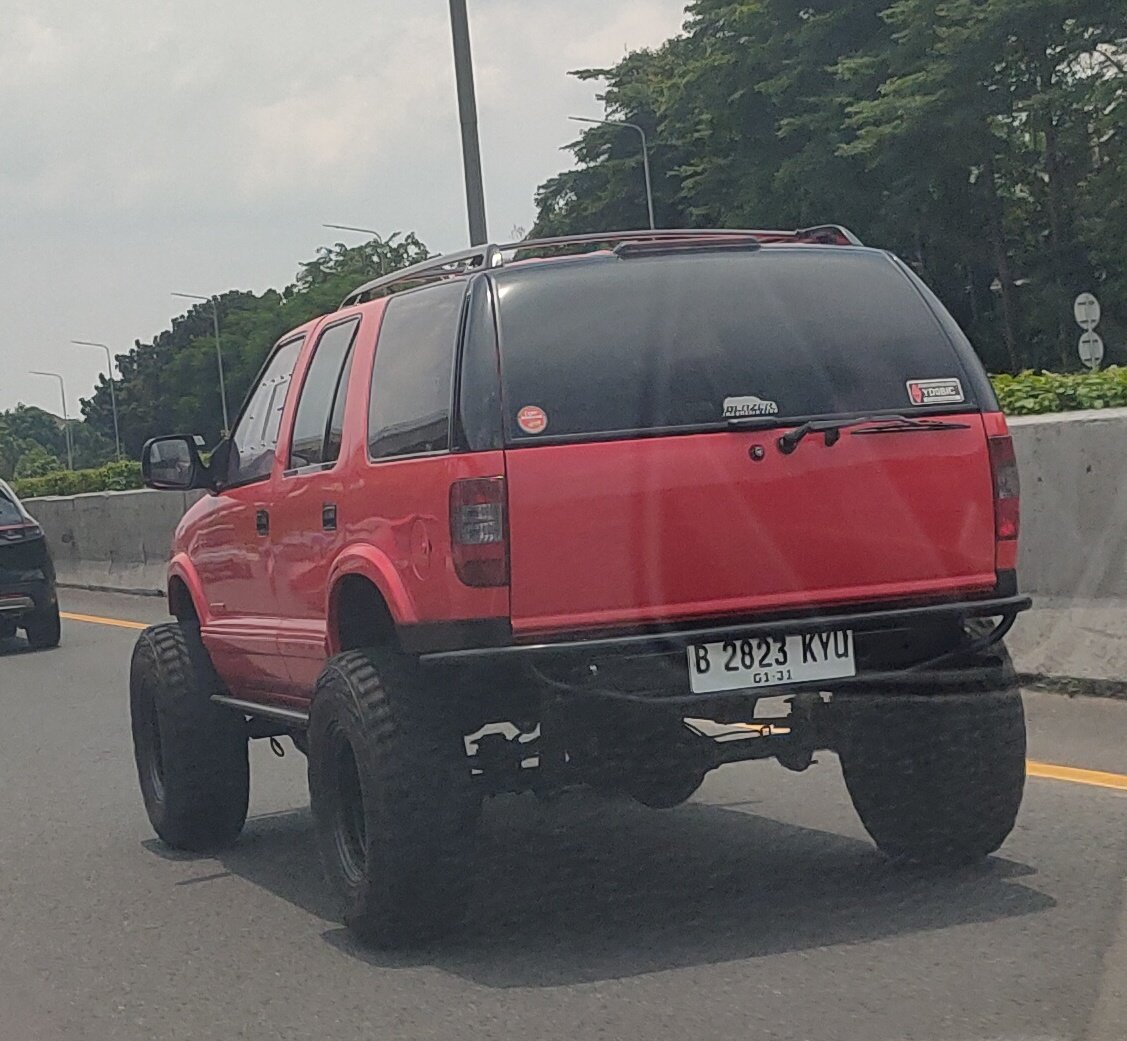 SmwGwOto tweet media