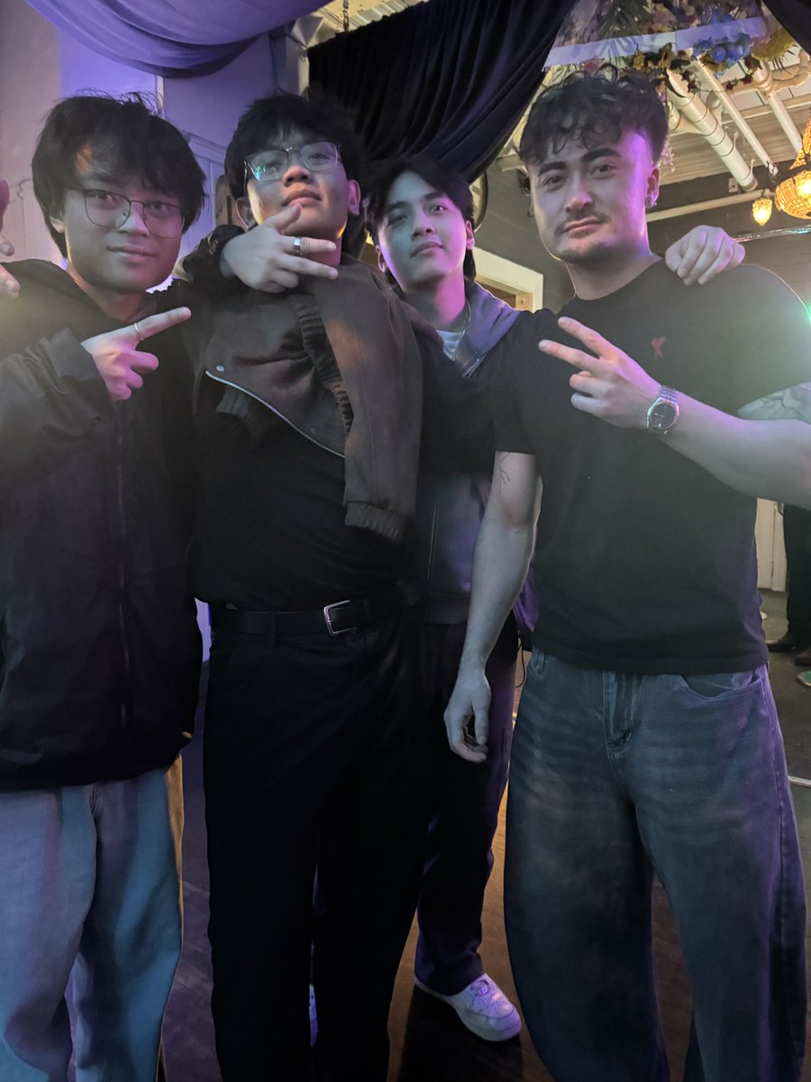 She KNOWS. <a href="/lightedits_/">light</a> 🐐