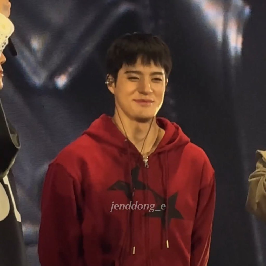 สงสัยเมื่อวานโดนแซว วันนี้ชีหวีหน้าม้าให้เท่ากันแล้ว แต่ม้าเต่ออยุ่ดีไออ้วลลล