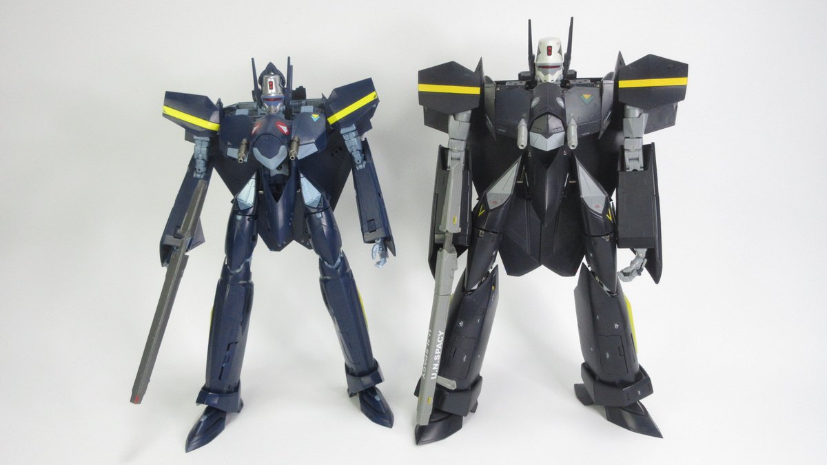DX超合金。VF-17S DX超合金 マクロス7 VF-17S ナイトメアステルスバルキリー（ガムリン