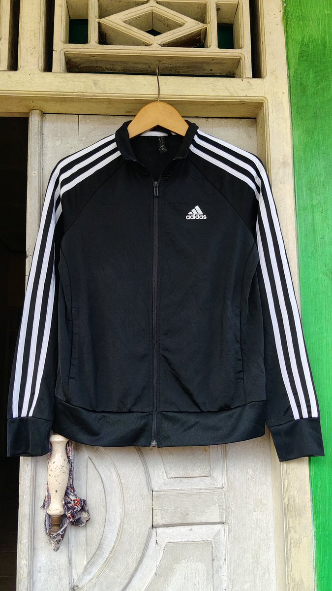 •Sunshine tweet media