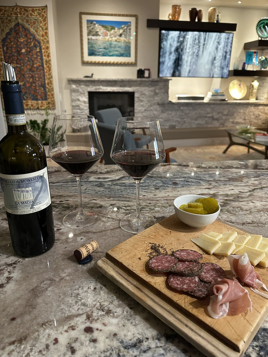 Cinzia Hayes tweet media