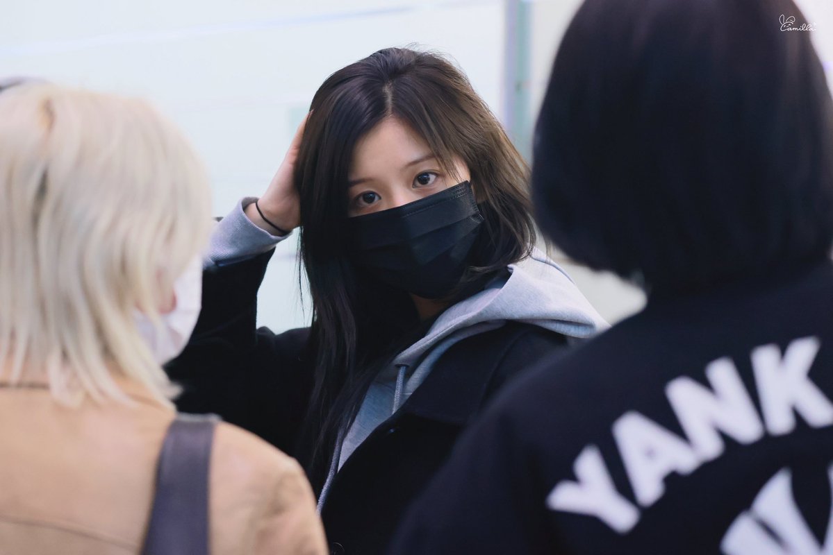 260315
#엔믹스 #NMIXX #설윤 #SULLYOON