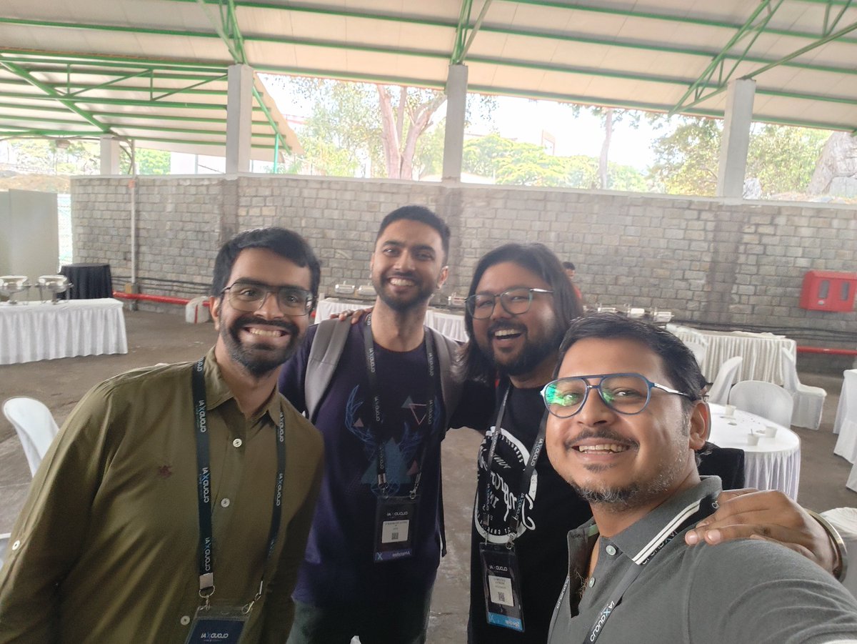 itsmesumanc's tweet image. Conference is all about #Community + People behind it! 
Glad to connect with some of my favourites who have inspired me with their work in #TechRevolution 
@cloudxaiconf @cast_ai 
#conference #devops #kubernetes #meetup