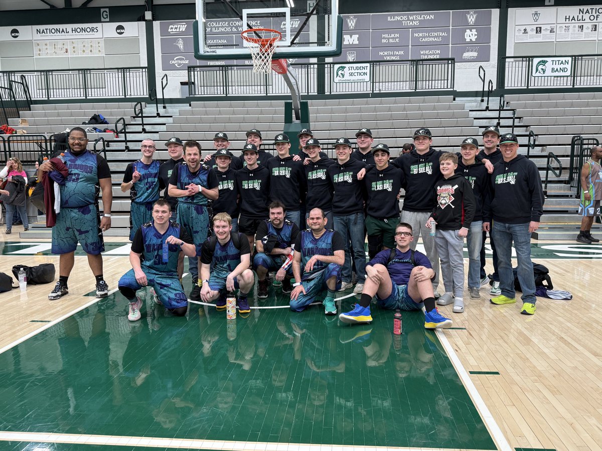 Fighting Irish Baseball tweet media