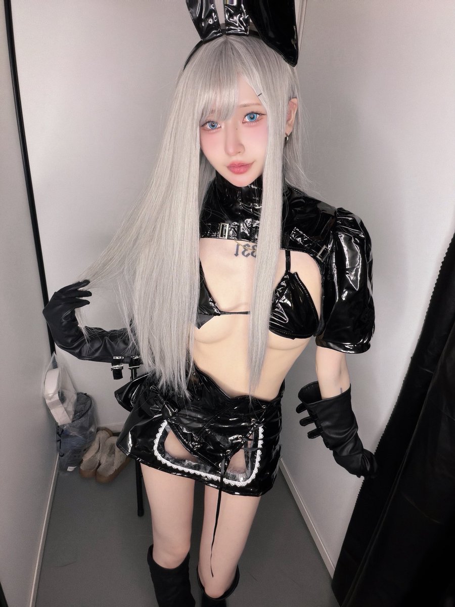 手手 tweet media