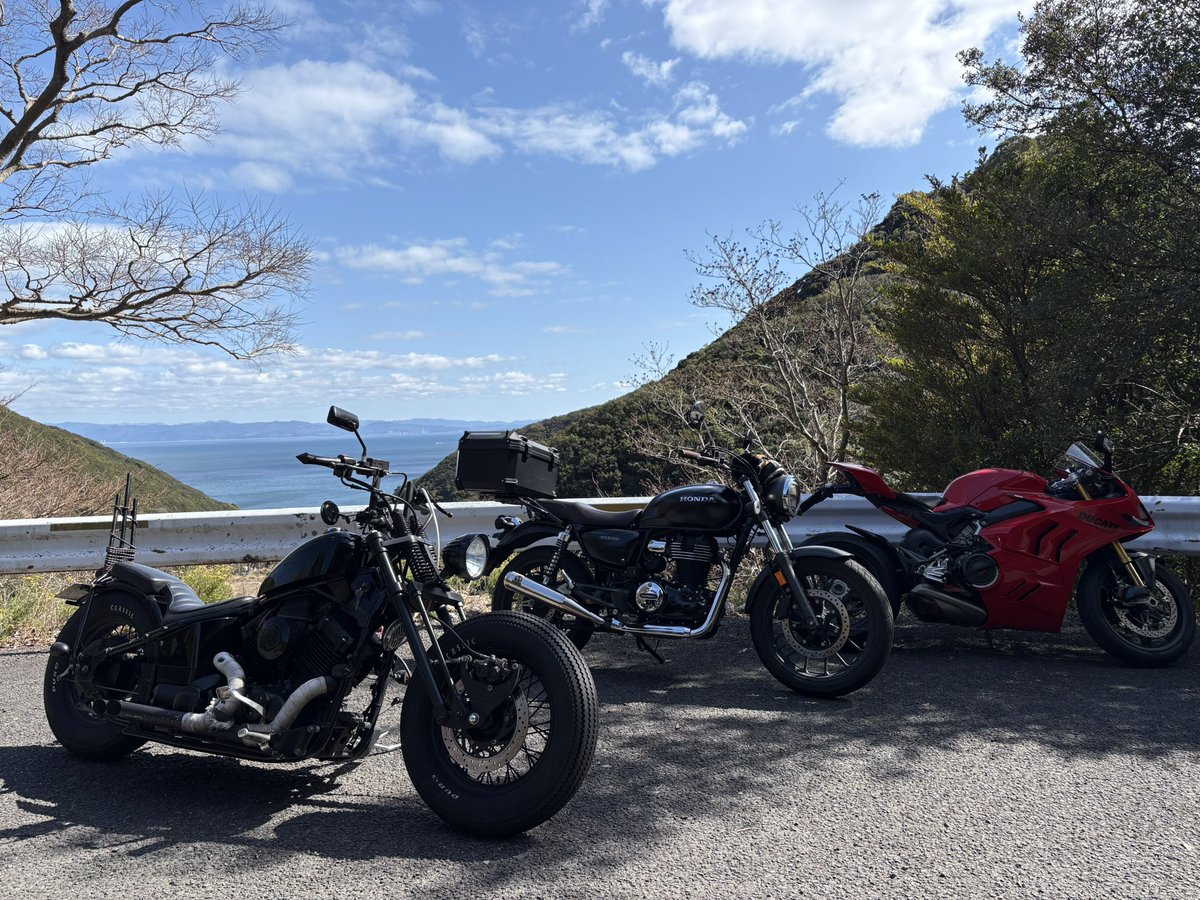 SEI2002dsc's tweet photo. 淡路島一周ツーリング
 #ドラックスター400  #ツーリング  #淡路島1周 https://t.co/241Zy2UfzW