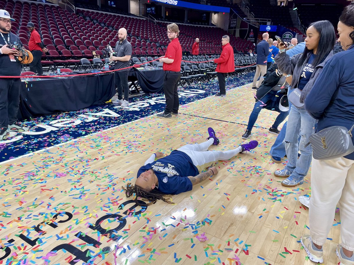 Brady Hamilton tweet media