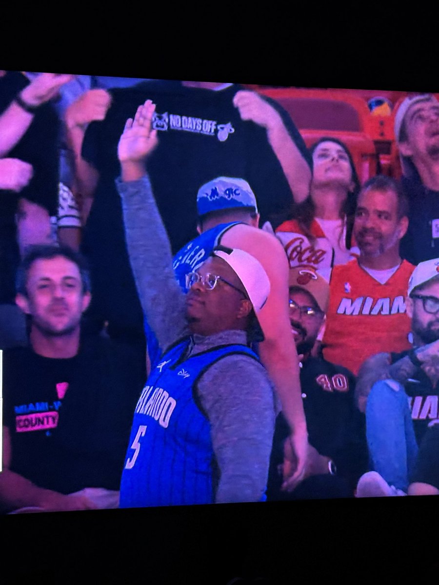 Cortez 🅿️ tweet media