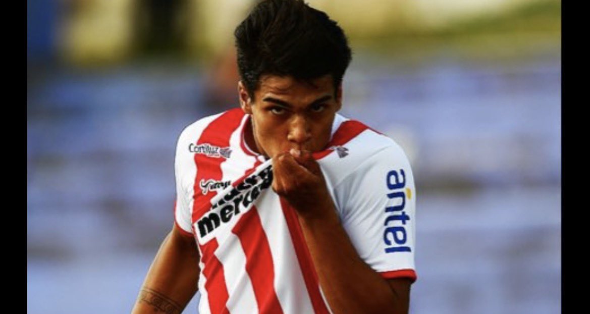 El OREJA BOLSO tweet media