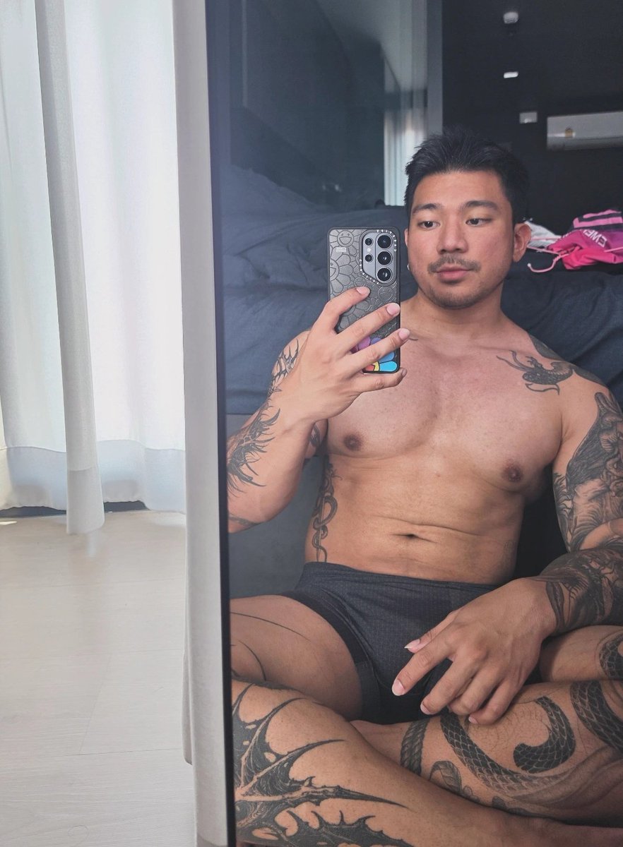 อุ้มไม่ใช่อั้ม tweet media