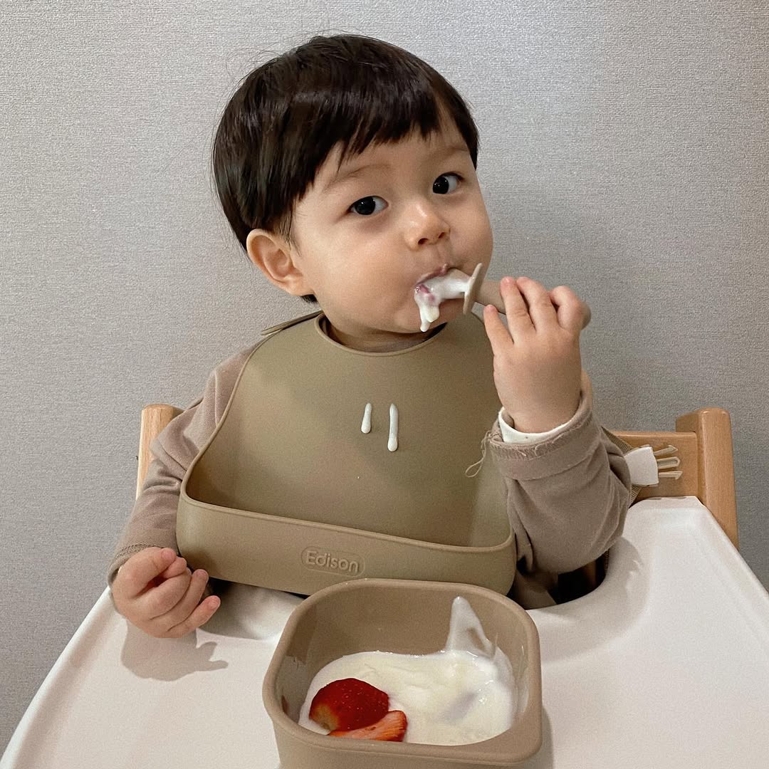 𝑺𝒐𝒏𝒚𝒂. tweet media