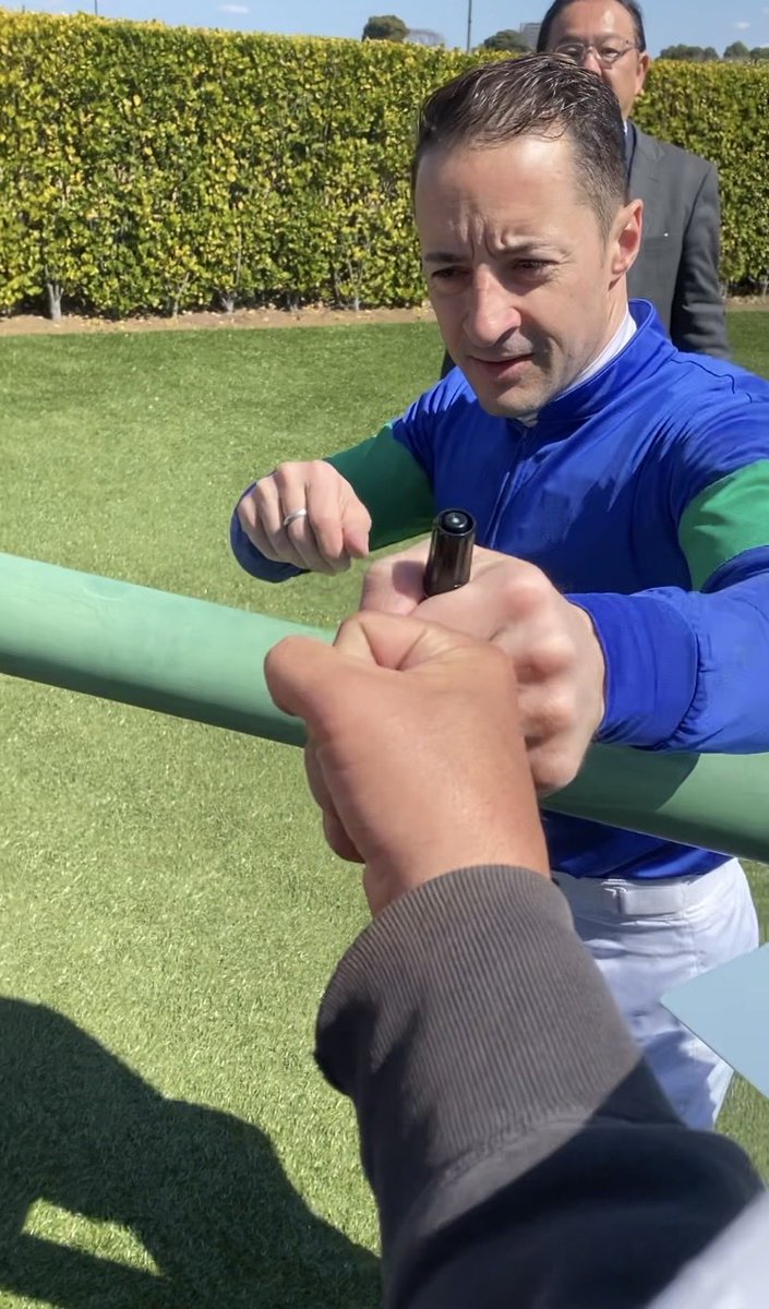 @としゆき tweet media