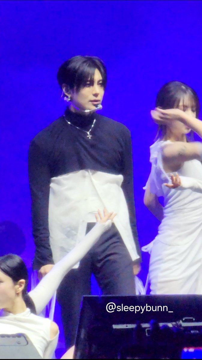 sleepybunn_'s tweet photo. Taemin in Melbourne!!!π©΅β€οΈ
#taemin
#hellomelbourne
#μλ
MELBOURNE https://t.co/BopAFFEvrf
