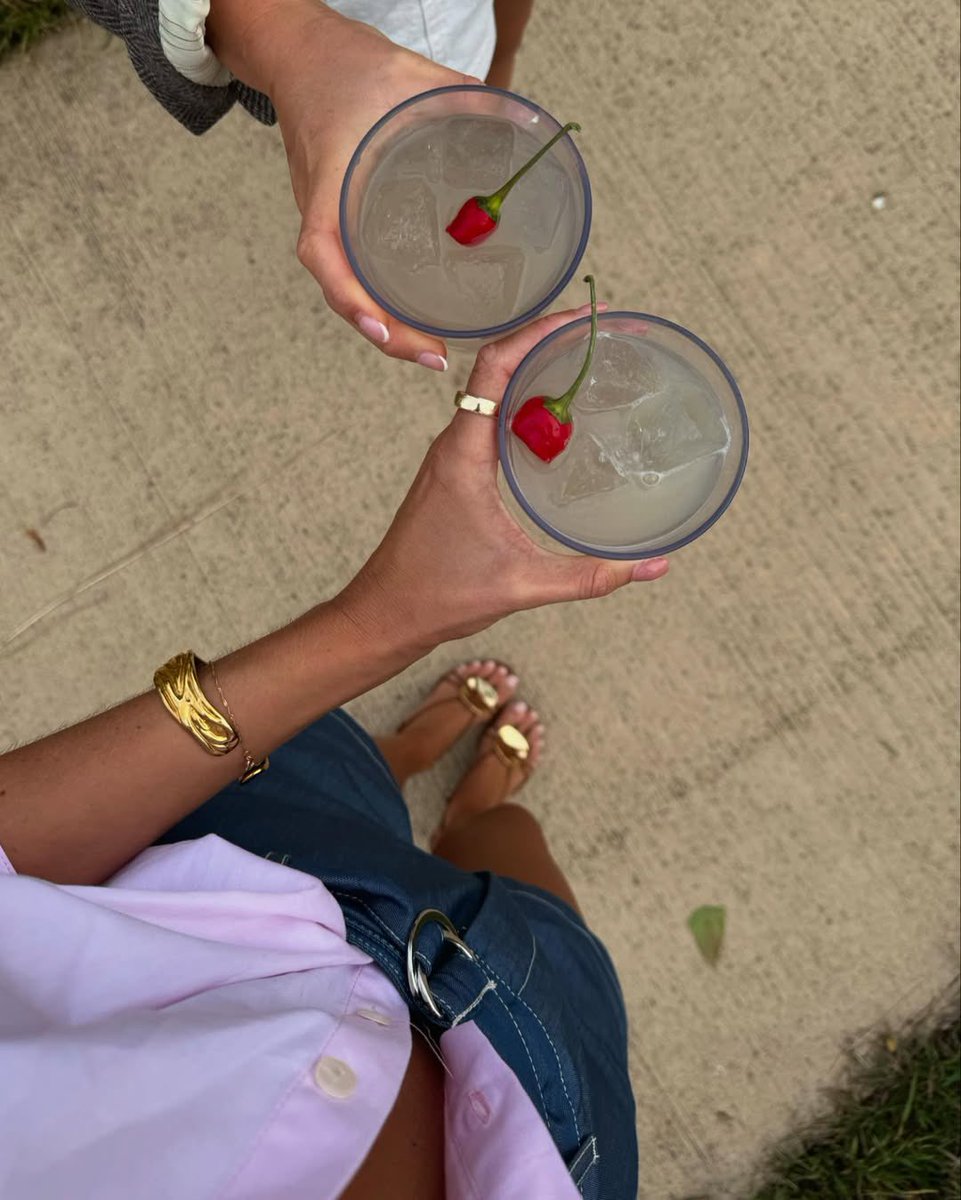 𝓡𝙾𝚂𝙴𝙻𝙻𝙰 𝓢𝙰𝚄𝚁𝙸́. tweet media