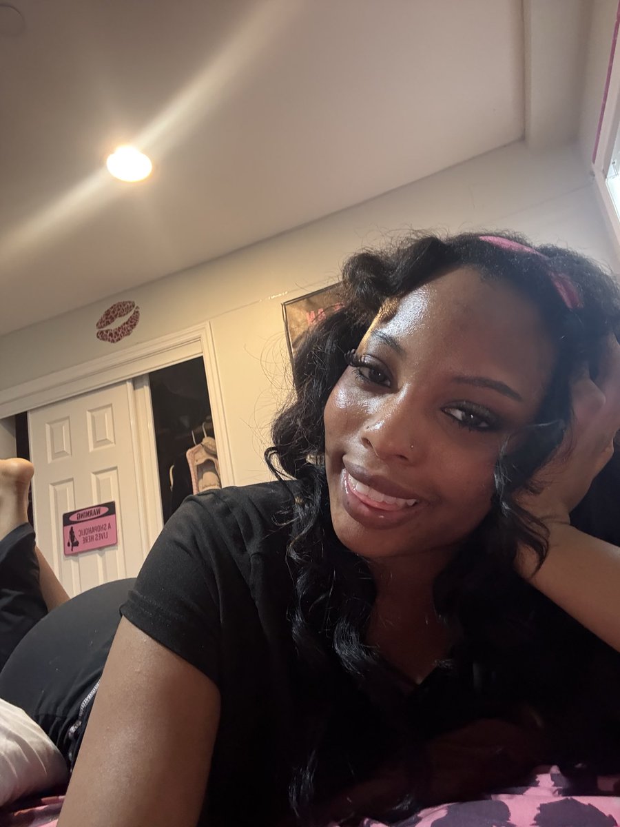 Queen Lia ♡ tweet media