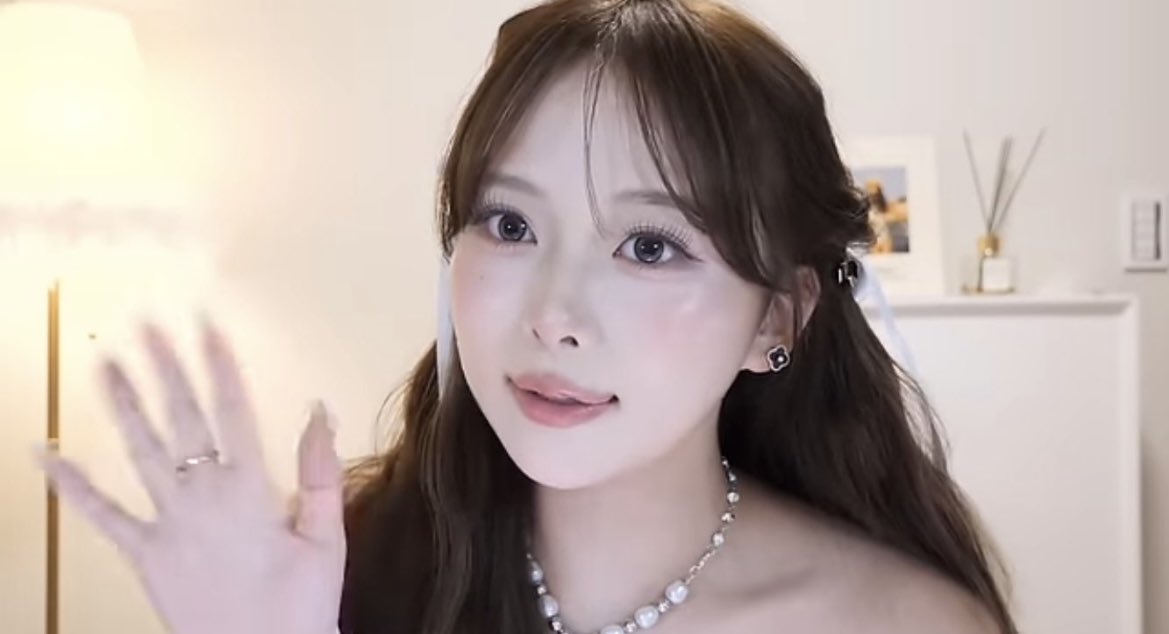 流石に水光肌すぎる天才？？？🥹