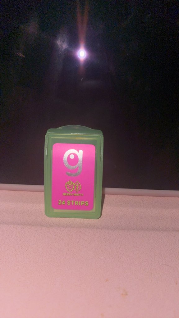 Lyte 🤍🦷 tweet media