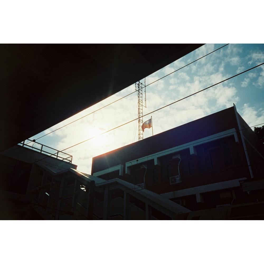 champcamera's tweet photo. Lemon 400 by 青葉台店
ISO400で温かみのある発色をする台湾発のカラーネガフィルム
「Hopefilm LEMON 400」
ハイライトに赤みがある描写が特徴です。
#フィルム #フィルム現像 #ISO400 #Lemon400 #Hopefilm #青葉台 #横浜青葉台 #田園都市線
https://t.co/AeKXPLo6Ga https://t.co/W8I0mLOHck