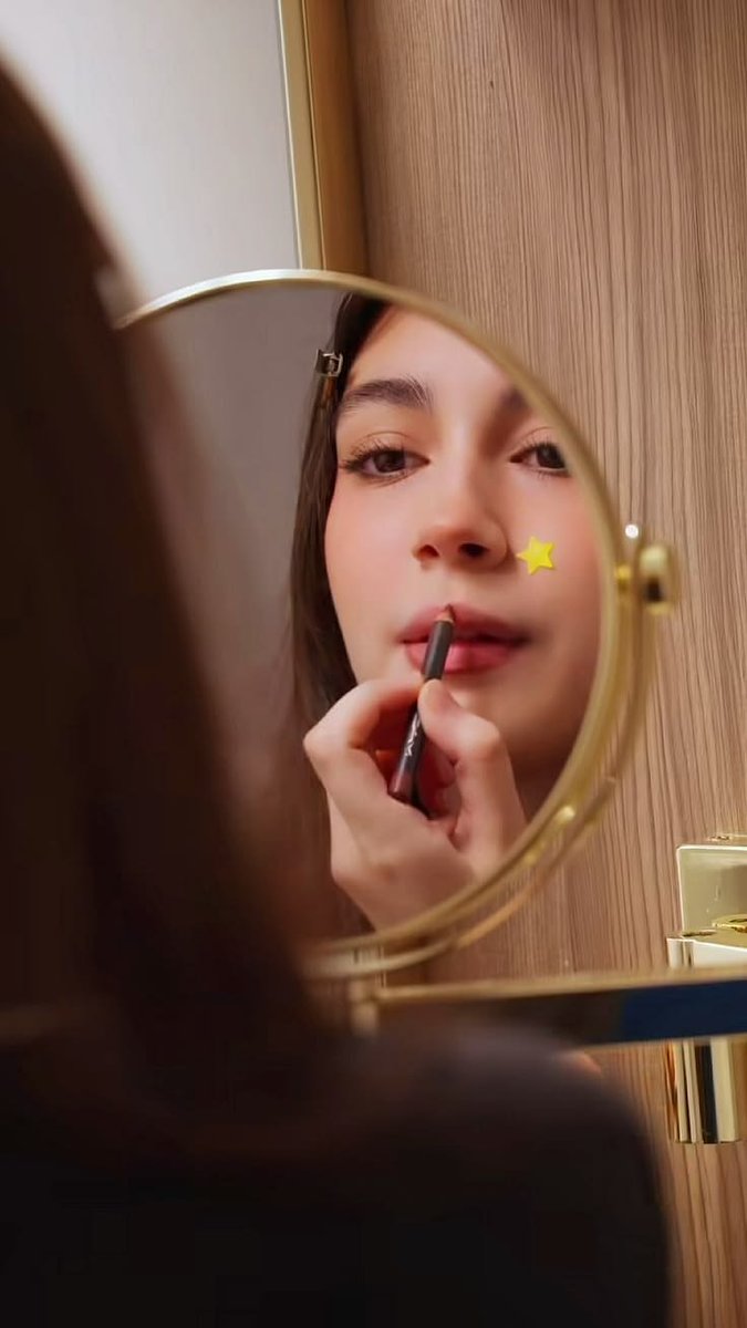 Ale bicuda e trancinhas tweet media