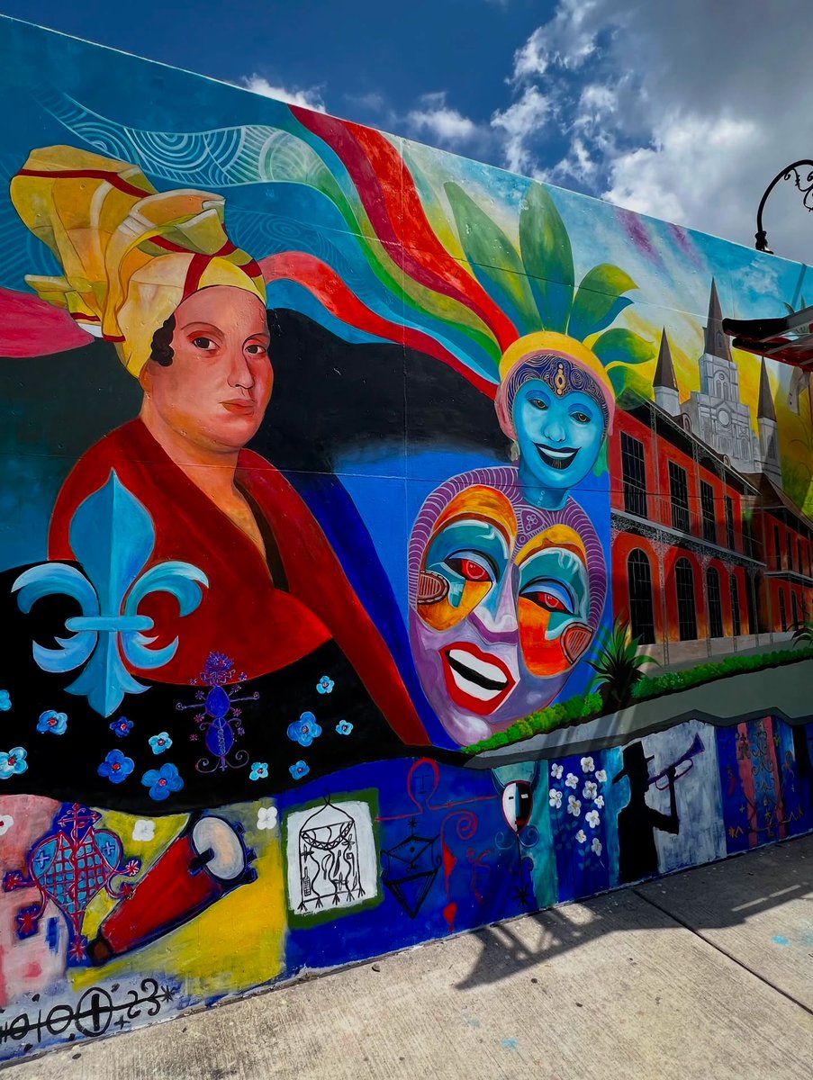 VisitNewOrleans's tweet photo. The art finds you. 🎨 Turn any corner and you're standing in the middle of an open-air gallery that stretches as far as the city itself. 📸 @ahmetkadiroguzcan | @dovierenee https://t.co/ysibSWvtu0