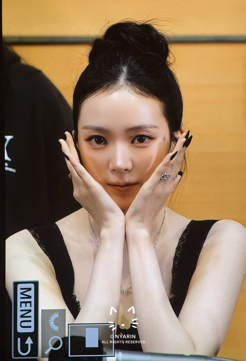 𝗡𝗬𝗔𝗥𝗜𝗡 tweet media