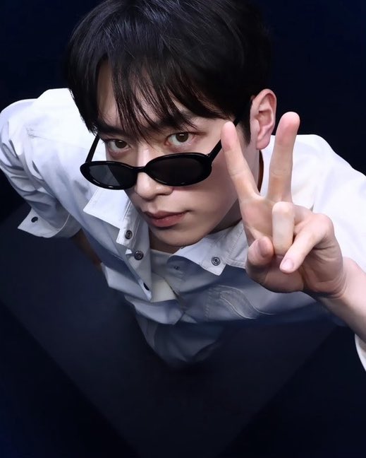 서강준 얼굴 tweet media