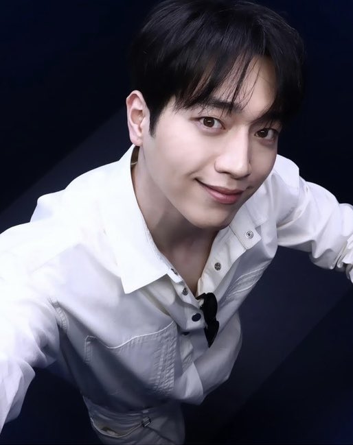 서강준 얼굴 tweet media