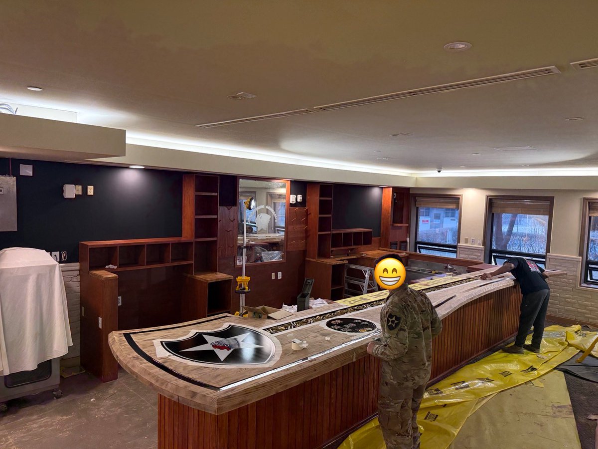 FingMan86 tweet media