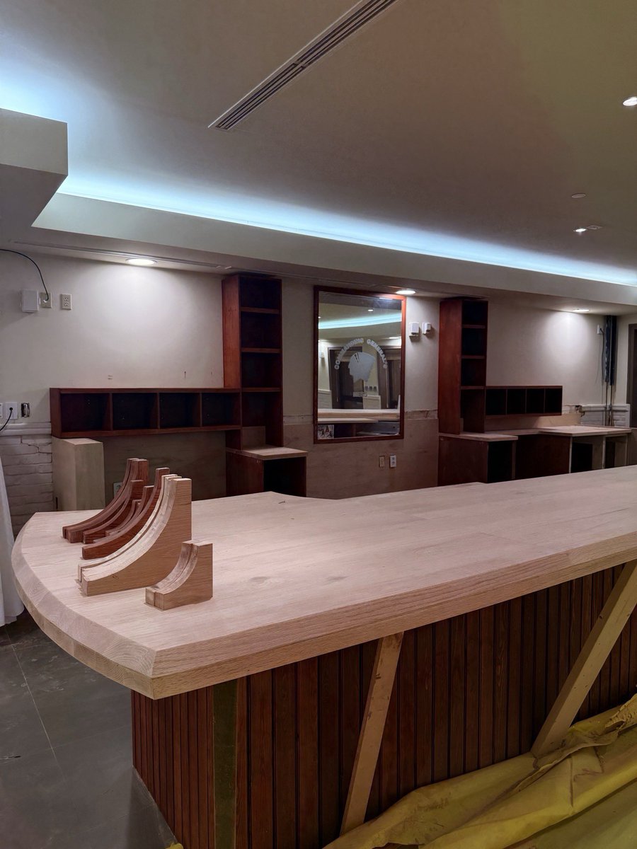 FingMan86 tweet media