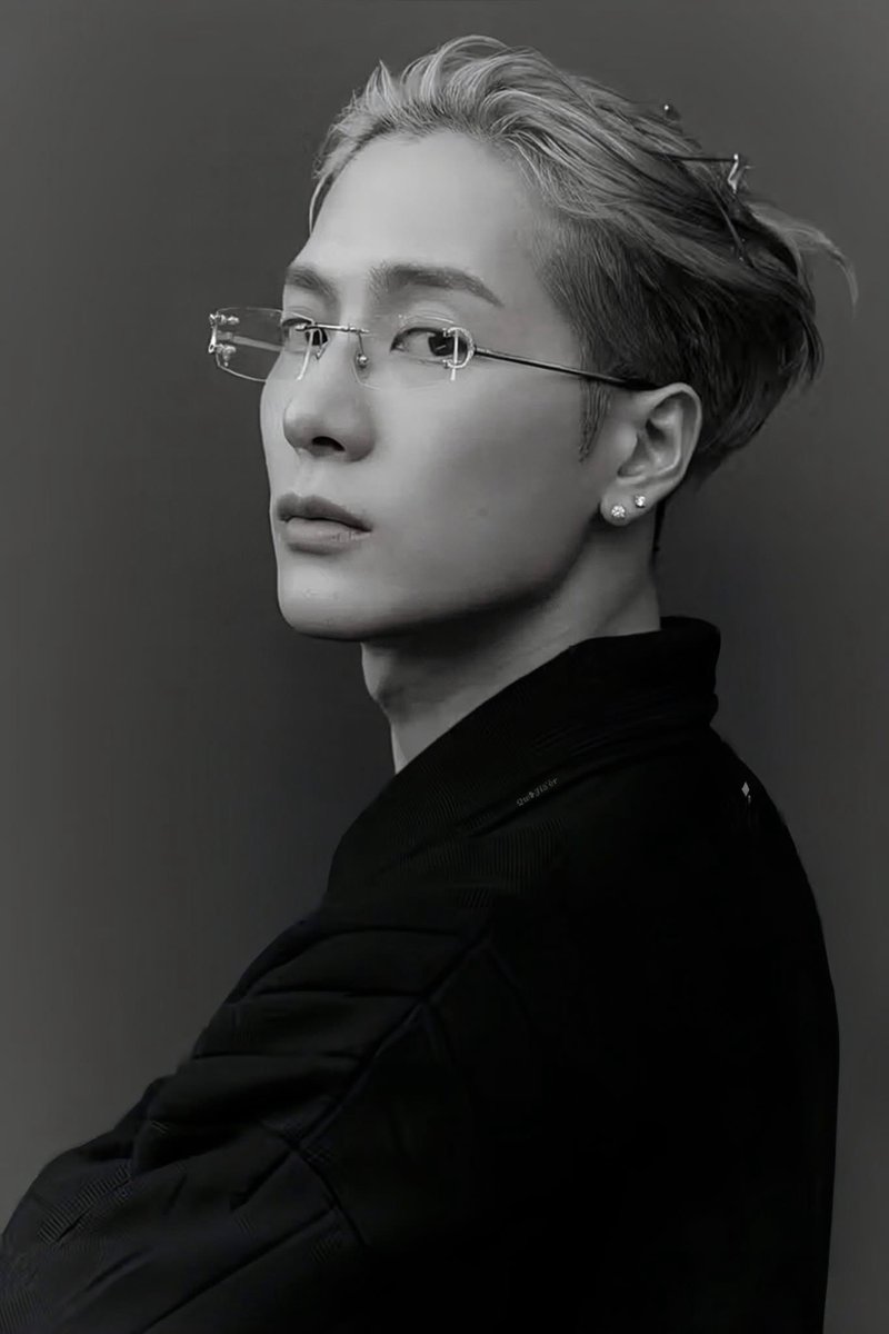 𝓠𝔀❥ tweet media