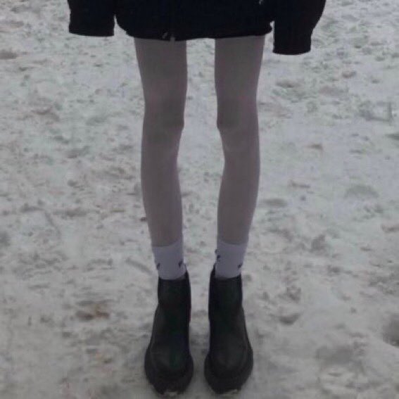 ellaesgraveyard23 tweet media