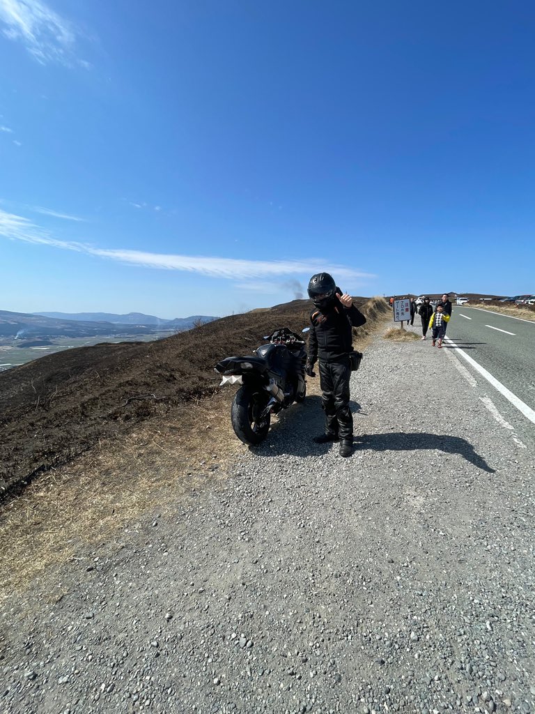 tkawano2's tweet photo. 久しぶりの阿蘇び👍
最高😎✨　

#大観峰
#瀬の本
#zx14r
#ninja
#kawasaki
#進撃の巨人
#大山ダム
#z34versionnismo
#z34
#フェアレディZ https://t.co/7AEMxZwEDM