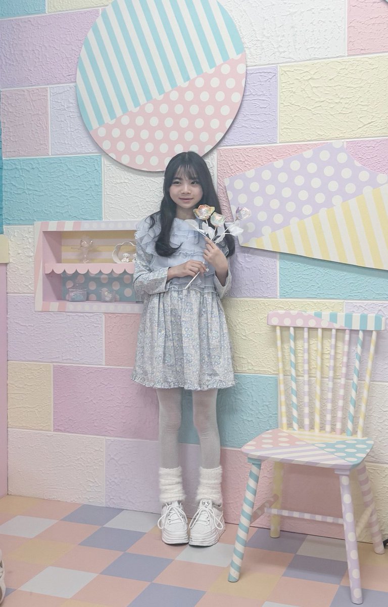 _C_o_C_o_m_i's tweet photo. スタジオ撮影風景〜🌷🌹💕
またかわいいスタジオで撮影したいな🥰
03月22日(日)
代々木公園エリア
13:00~13:45 ◎
14:00~14:45◎
15:00~15:45🈵
3月はこの日のみ撮影会参加🩷
もう桜が咲くころかなあ🌸
@monibell_photo
#モニベル撮影会
#jc5 https://t.co/5C5EGC0T1U