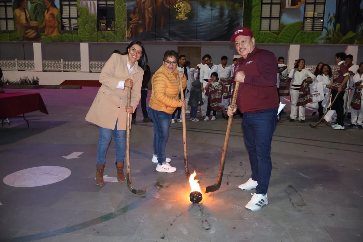 Fanny Zapp tweet media