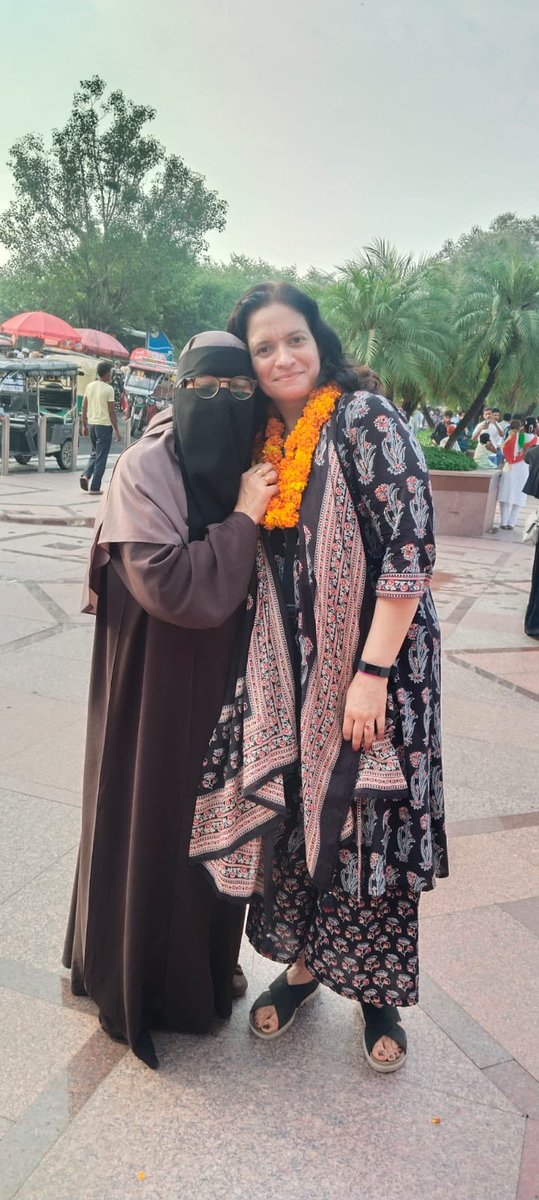 Rakhi Tripathi tweet media