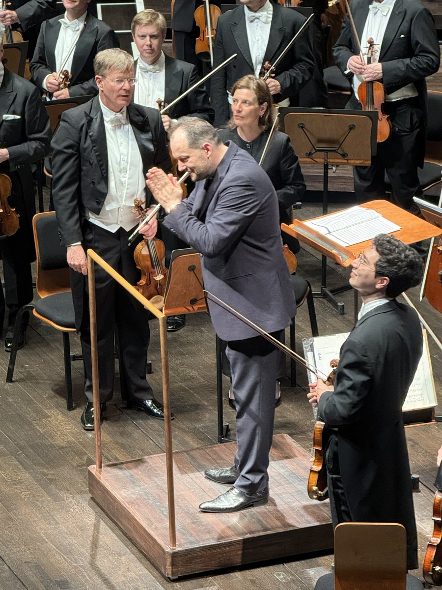 Sebastián Patiño tweet media