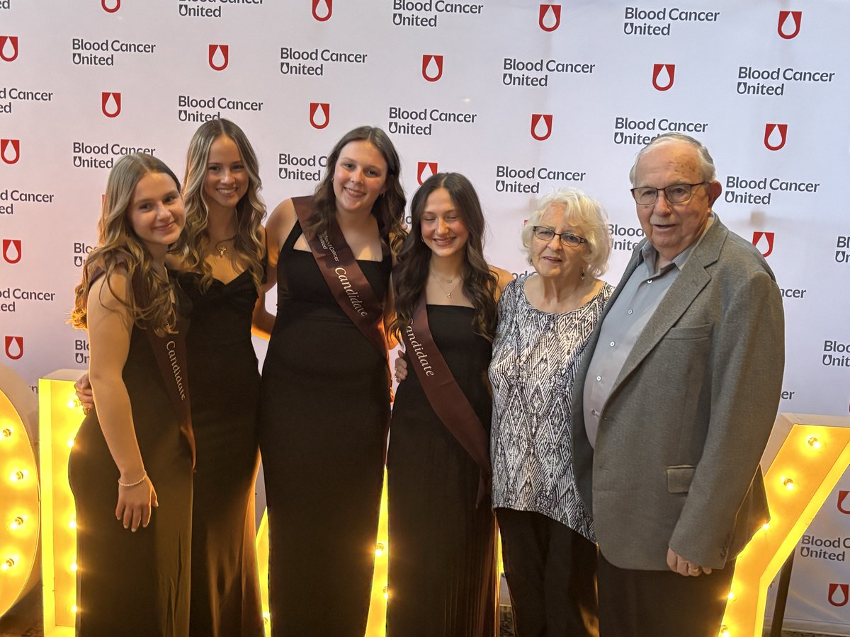 SteelePrincipal's tweet image. Tonight in Cleveland Emma Timko, Corrinn Kinser, and Emma Kucbel along with their Steele Strikes Cancer Team was recognized for raising over $70,000 to support families and research to find a cure for blood cancers. Job Well Done!!!! @BloodCancerUtd 
#ProudPrincipal
