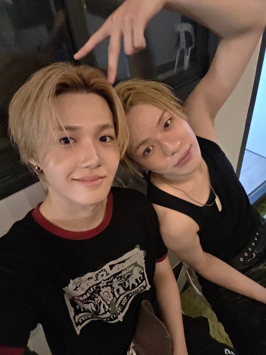 Jaesahi_treacle's tweet photo. さすがドヨンちゃんありがとう😭😭😭😭
全てを司る神すぎ😭😭😭😭😭😭😭😭 https://t.co/AB7D9dE0gp