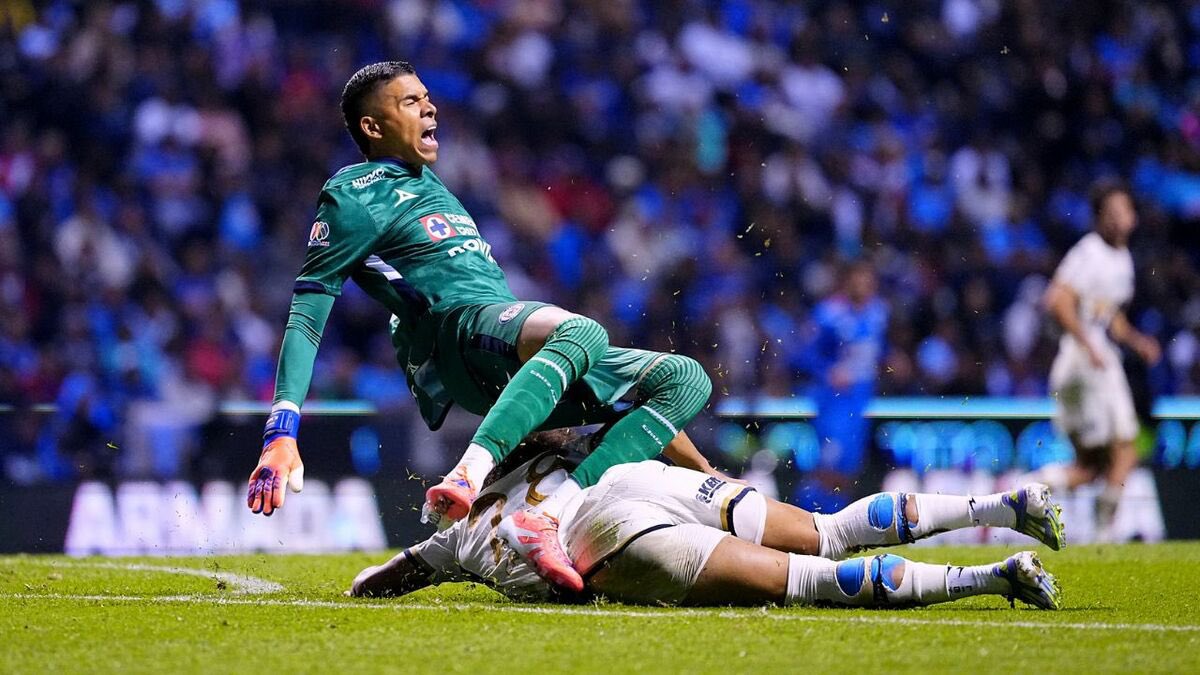 Mirrey Blue tweet media