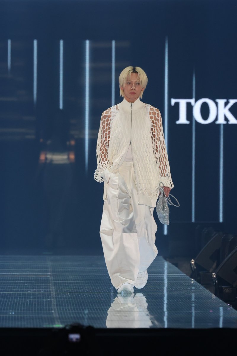 Hwaiting!_LIVE tweet media