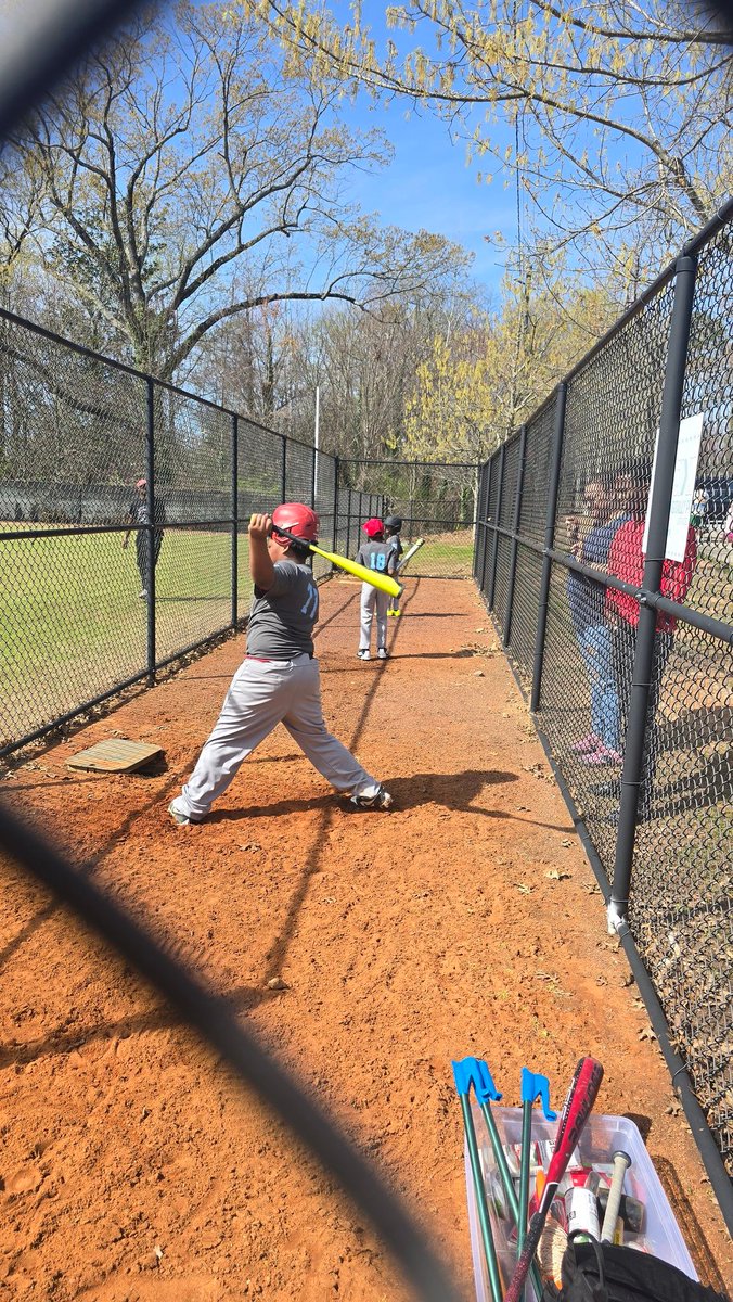 Usher-Collier ROAR tweet media