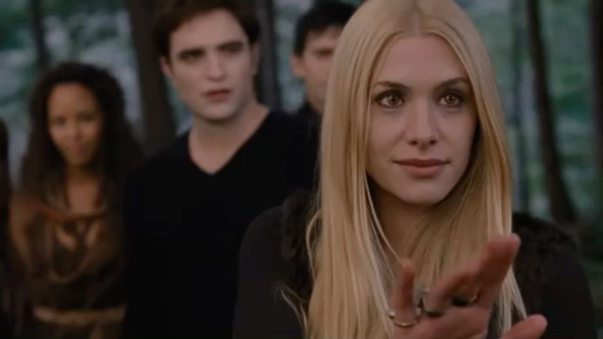 Kate Denali tweet media