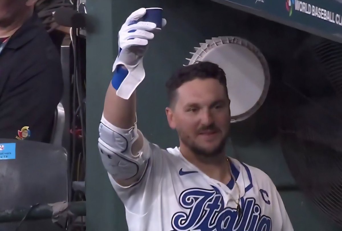 Grumpy ☄️ tweet media