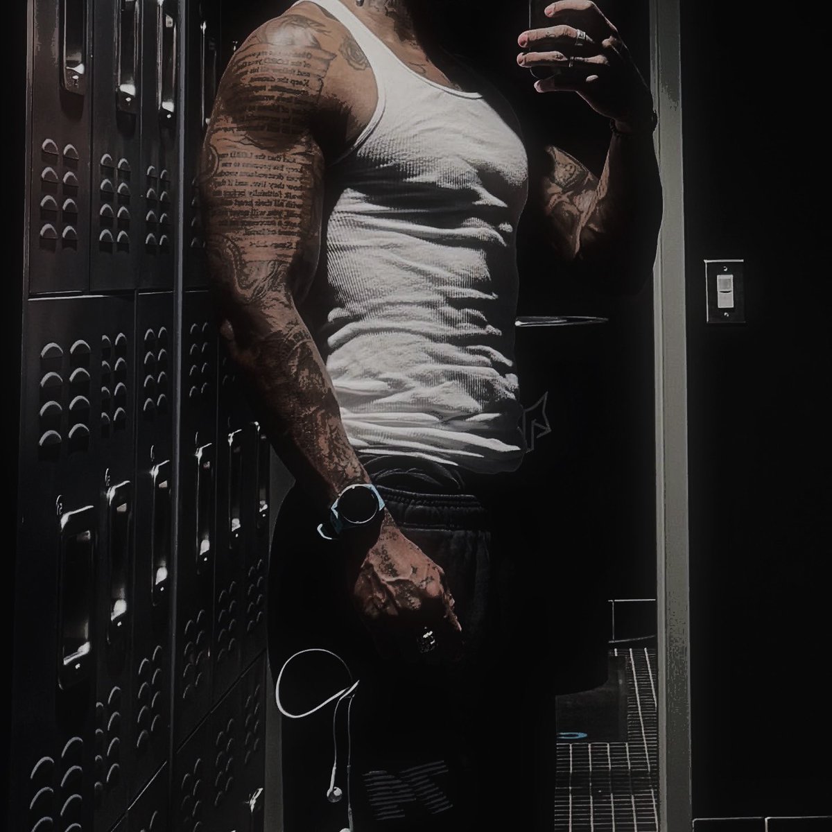 ‍ ‍ ᐟ tweet media