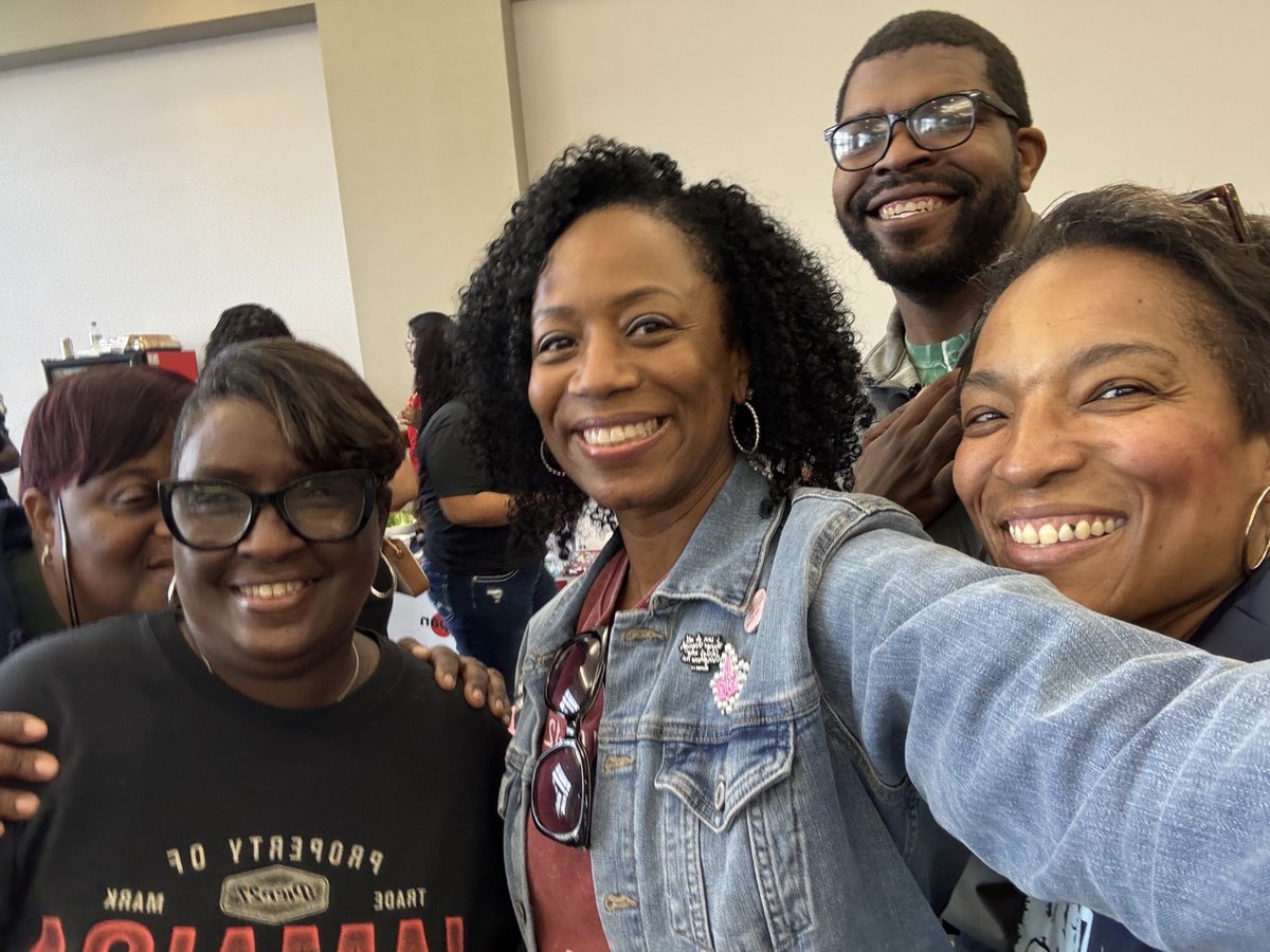 Usher-Collier ROAR tweet media