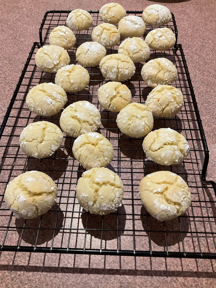 Good morning twitter ☕️

Heading in to see my mil in her care home today. I’ve made some lemon cookies 🍋 
Also made some for the nurses &amp; staff as they love them 😋 
The nurses &amp; PC’s are angels - hearts of gold 😇 

Hope u have a great Sunday 🥰