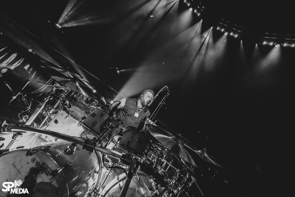 Three Days Grace tweet media