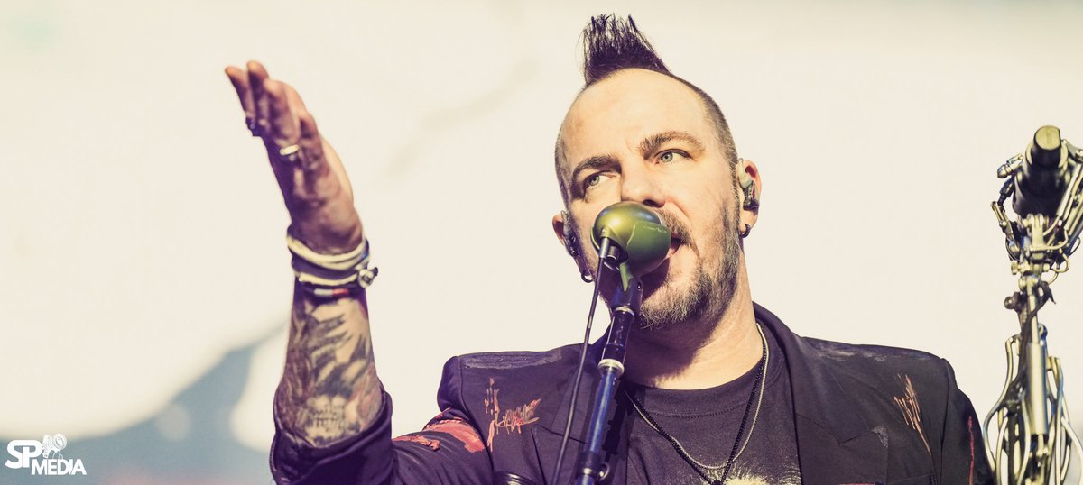 Three Days Grace tweet media